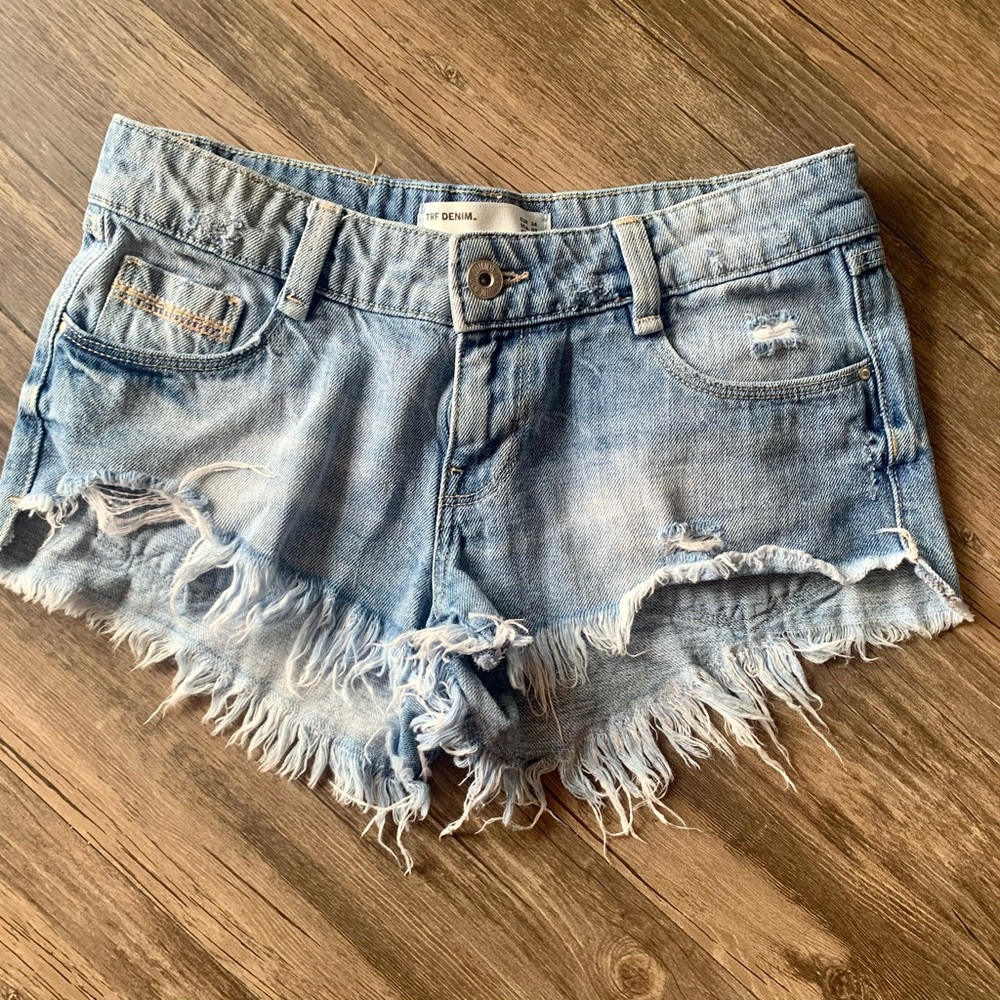 Zara TRF light denim shorts